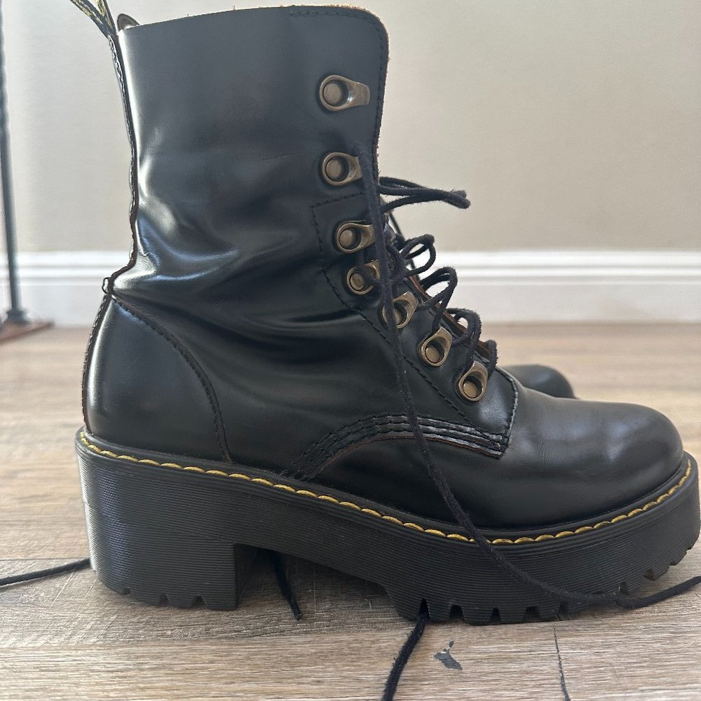 Leona 7 Hook Boots, Black, Size 7